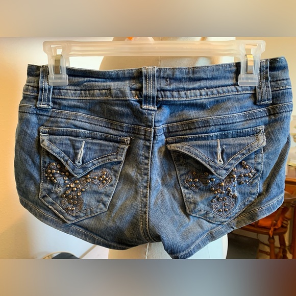 Z2 Jeans shorts - Picture 2 of 3